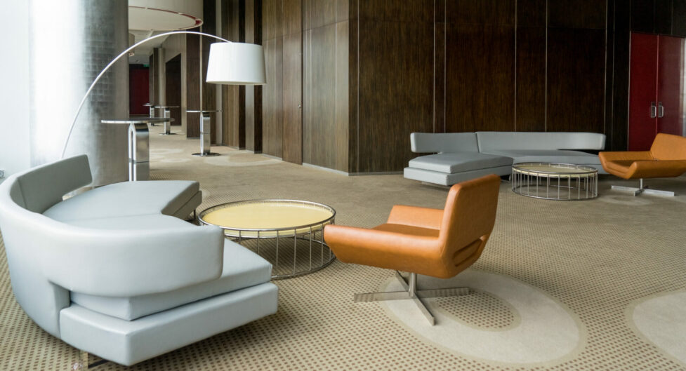 best office furniture in dubai