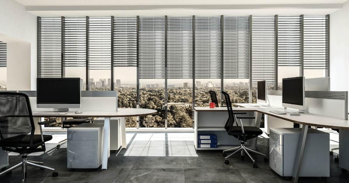Contemporary vs Modern Office Furniture in Dubai