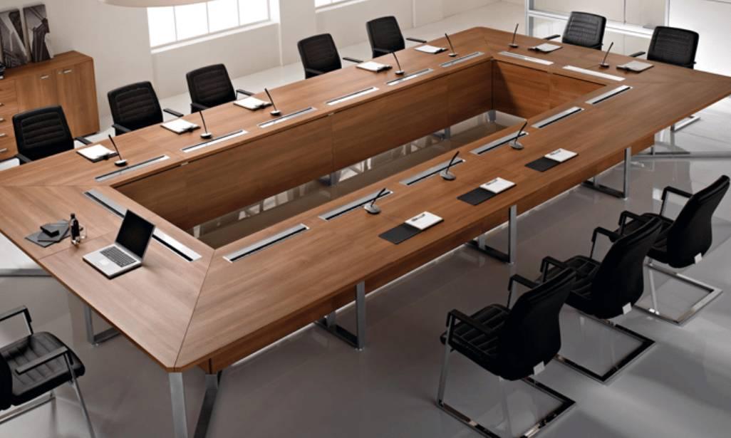 Top Meeting Tables to Buy in Dubai