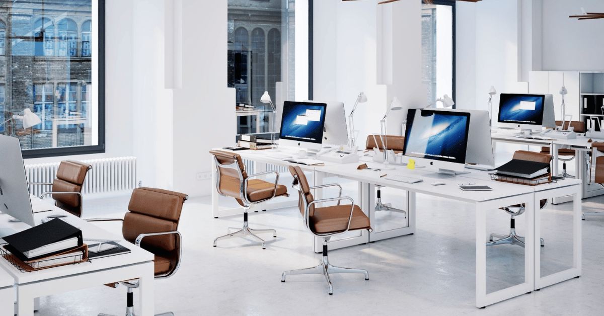 Comparing Local vs Imported Modern Office Furniture in Dubai