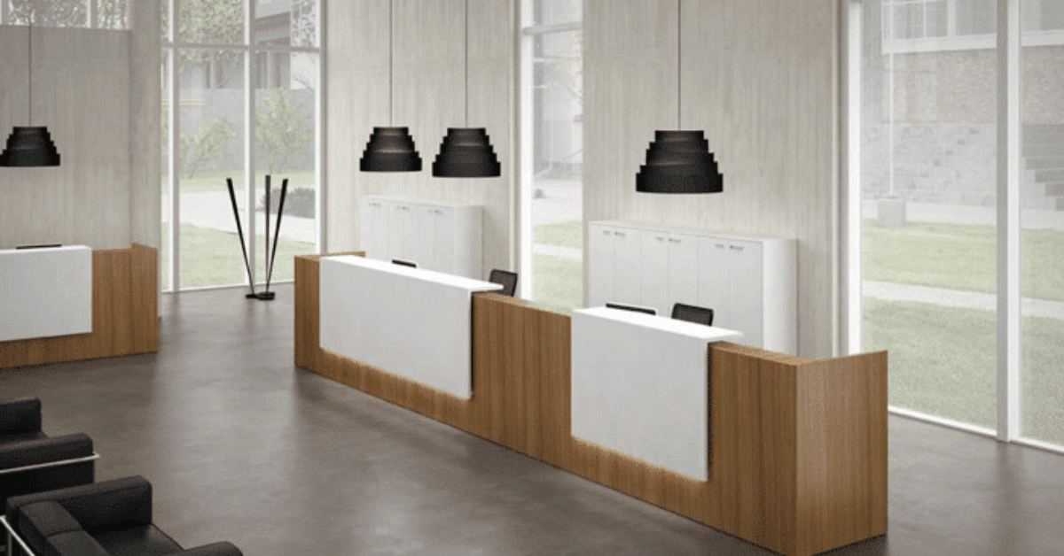 Design Tips for Making the Most of Your Reception Desk in Dubai